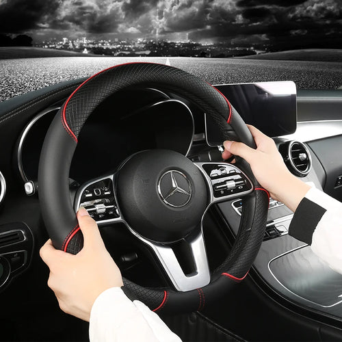 Leather Diamond Steering Wheel Cover – Universal Fit 14.5–15 Inch (37–38cm), All-Season, Anti-Slip Design