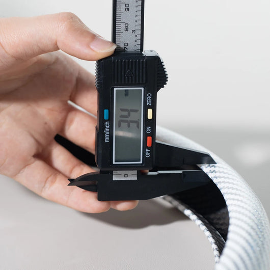 Universal Steering Wheel Cover 36–38cm (14–15 inch) – Non-slip, Breathable, D-shaped & Round Design