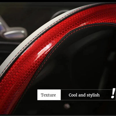 Three-Dimensional Honeycomb Steering Wheel Cover – Durable Leather with Anti-Slip Lining, Universal 37–38cm (14.5–15 Inch)